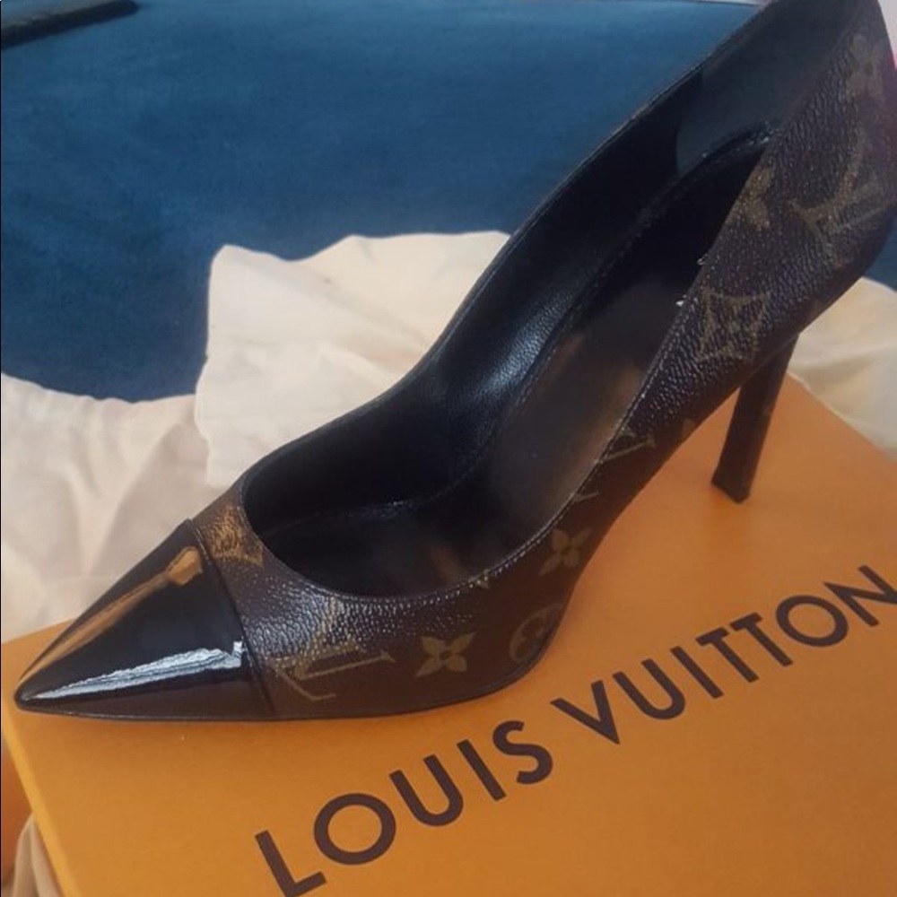 Louis Vuitton heels 👠 size 39.5EU 9US good con - Picture 3 of 5